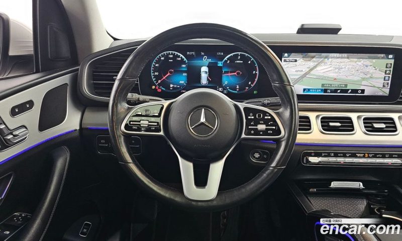 Mercedes Benz GLE-Class GLE300d 4MATIC