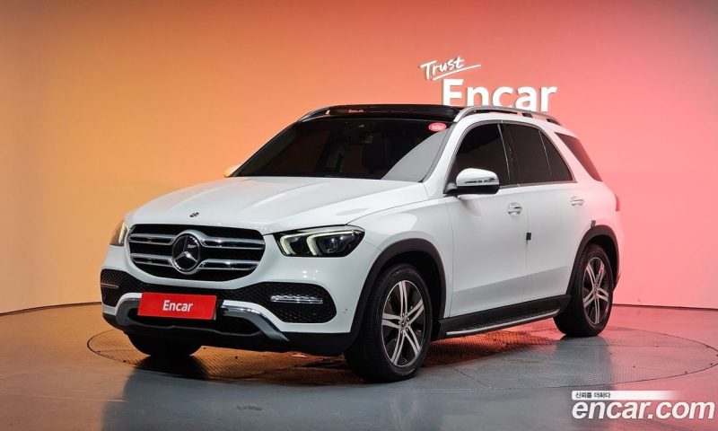 Mercedes Benz GLE-Class GLE300d 4MATIC