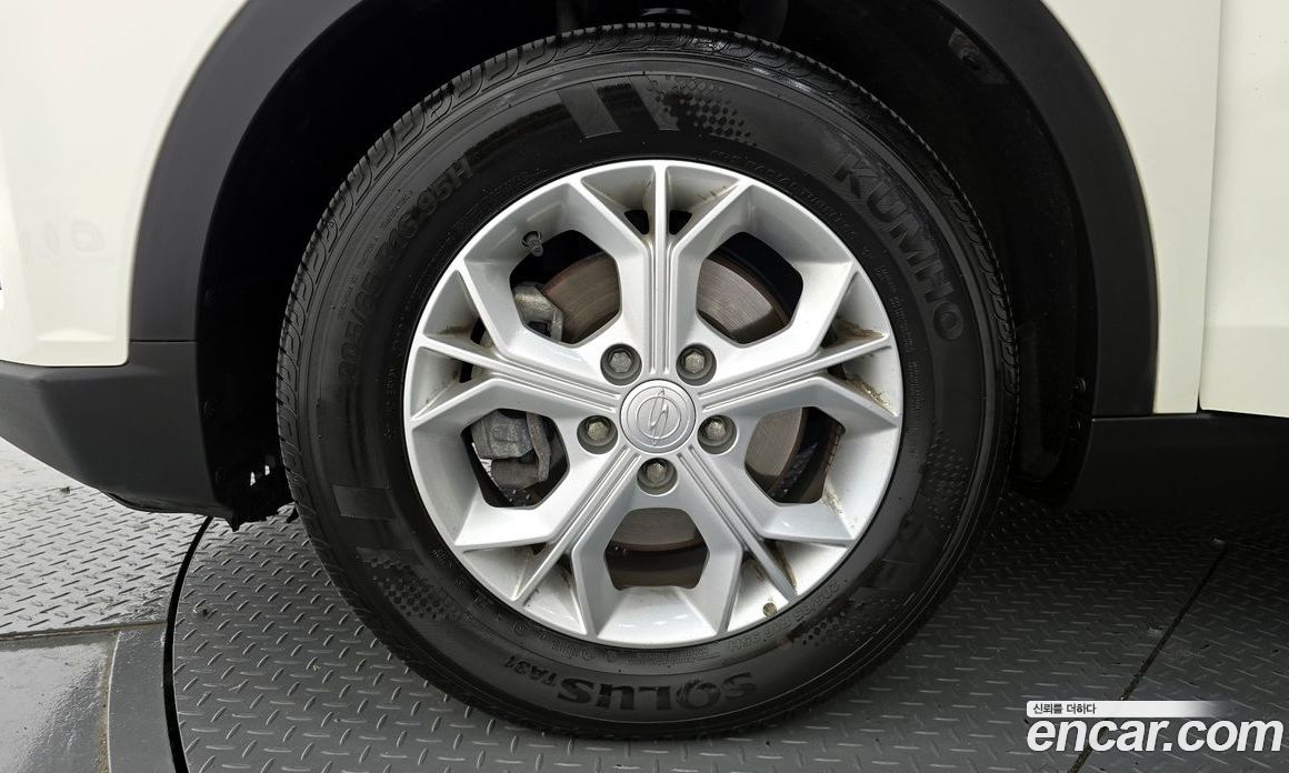 SsangYong Tivoli Gasoline 1.5 2WD