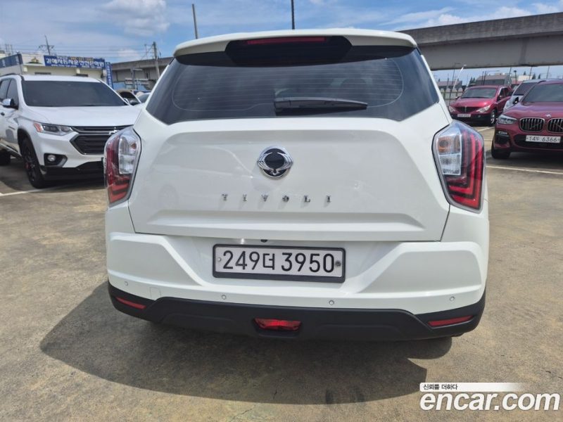 SsangYong Tivoli Gasoline 1.5 2WD