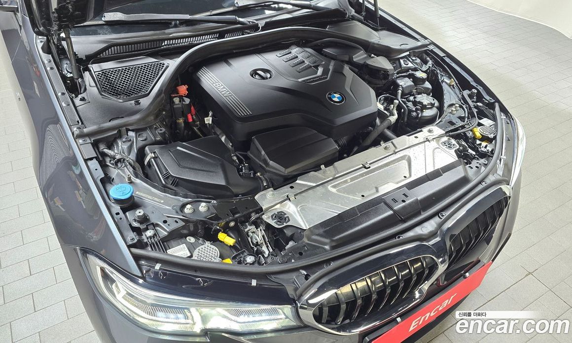 BMW 3-Series i320 M Sport