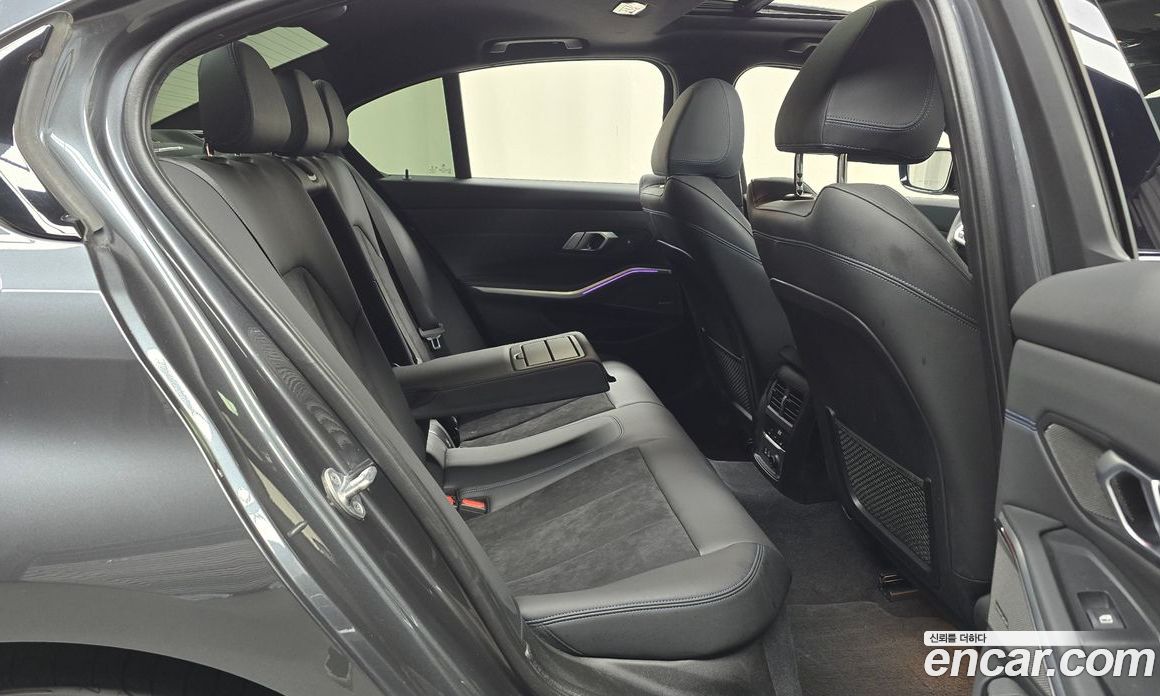 BMW 3-Series i320 M Sport