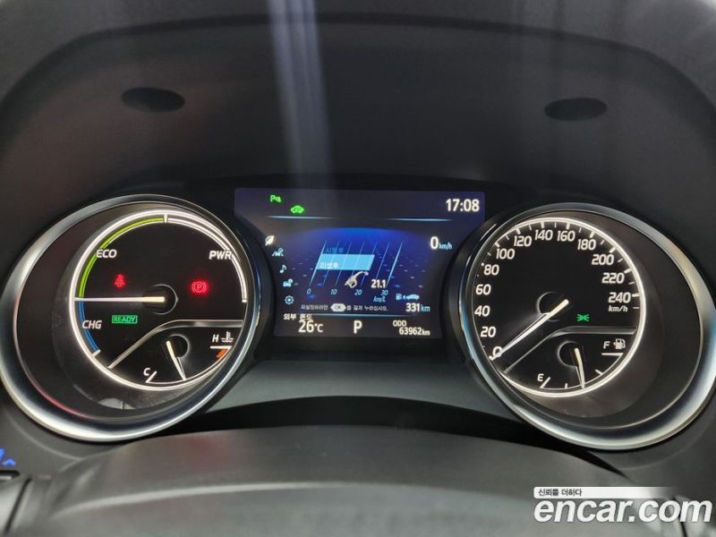 Toyota Camry 2.5 LE Hybrid