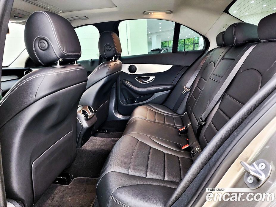 Mercedes Benz C-Class C200 Avantgarde