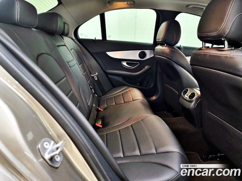 Mercedes Benz C-Class C200 Avantgarde