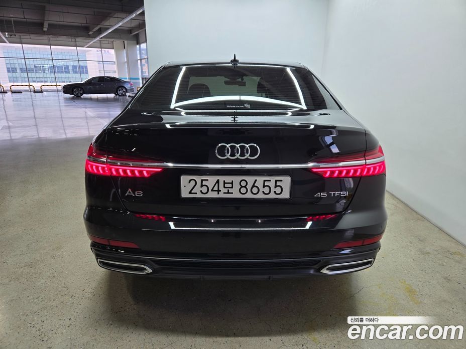 Audi A6 45 TFSI Premium