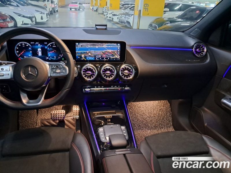 Mercedes Benz GLA-Class GLA250 4MATIC