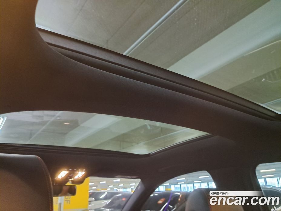 Mercedes Benz GLA-Class GLA250 4MATIC