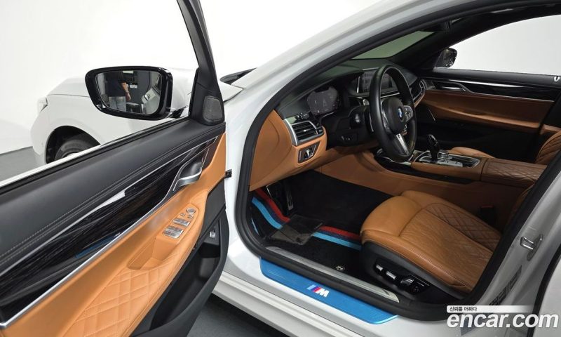 BMW 7-Series 740Li xDrive M Sport Package