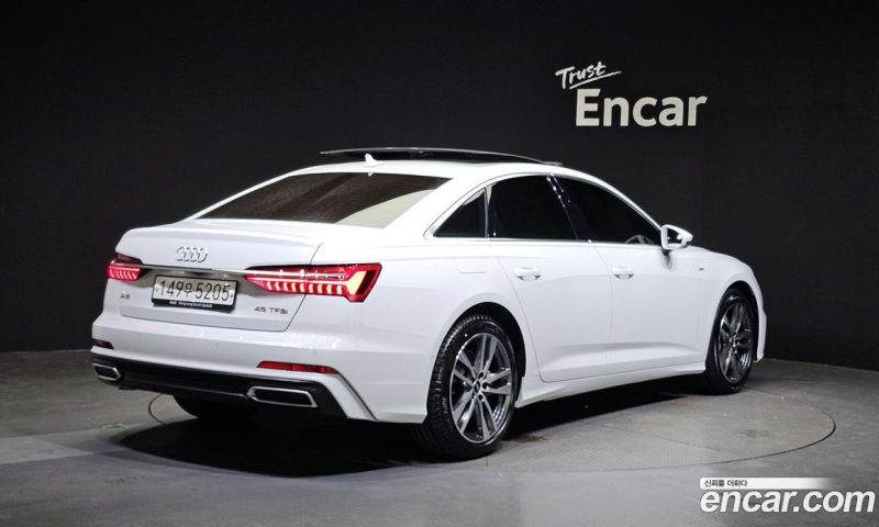 Audi A6 45 TFSI Premium