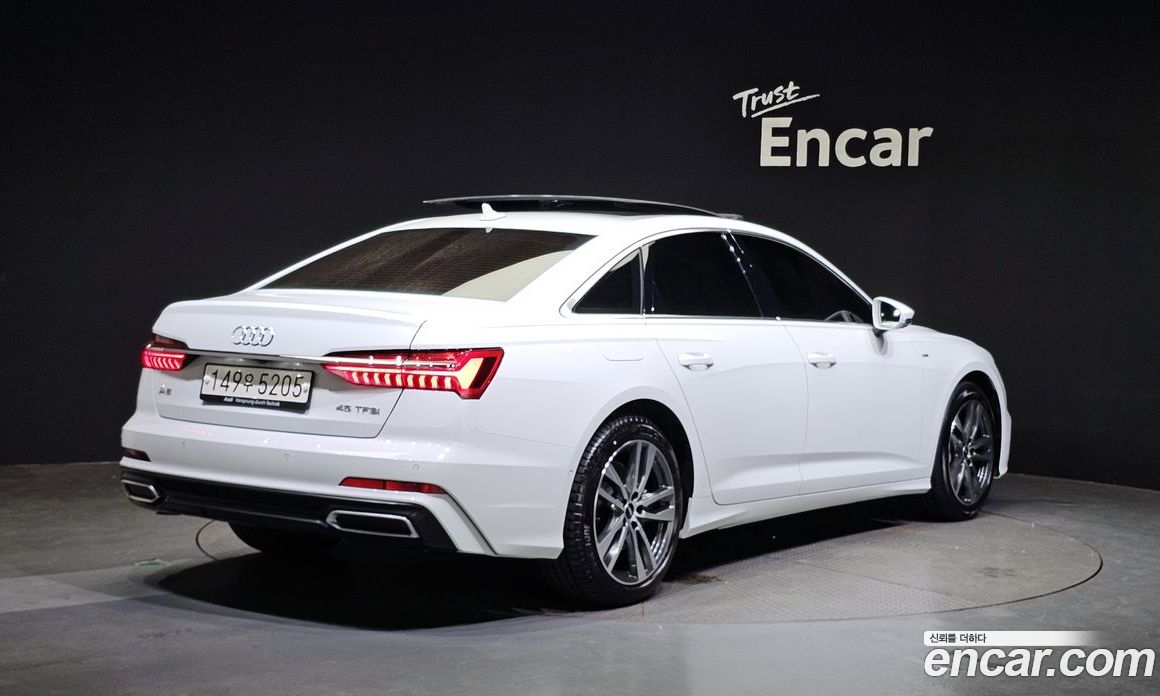 Audi A6 45 TFSI Premium