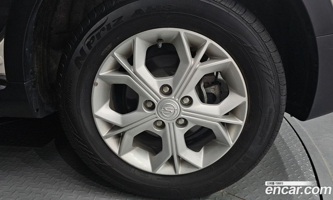 SsangYong Tivoli Gasoline 1.5 2WD