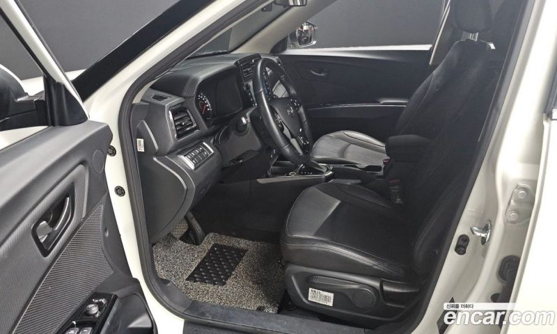 SsangYong Tivoli Gasoline 1.5 2WD