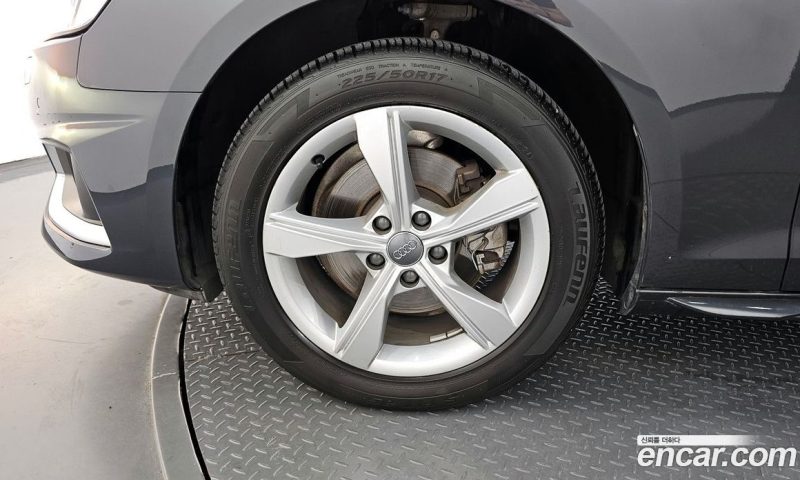 Audi A4 40 TFSI