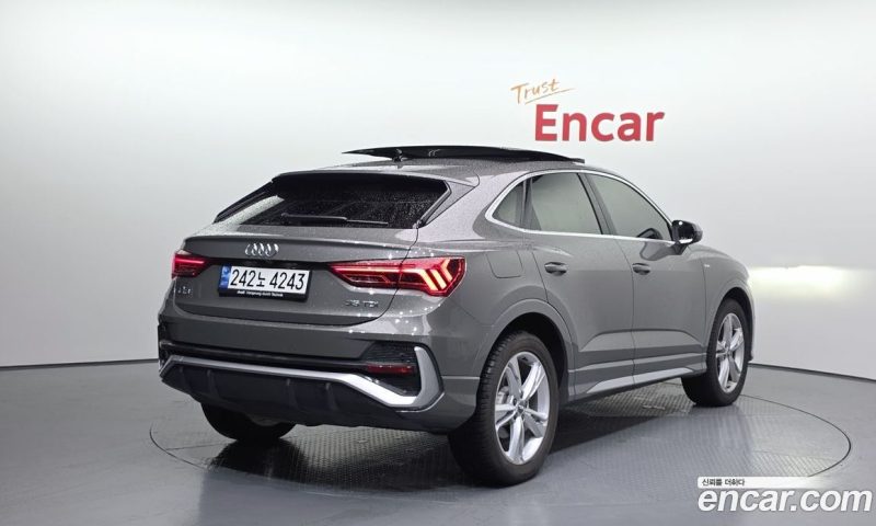 Audi Q3 35 TDI Premium Sportback