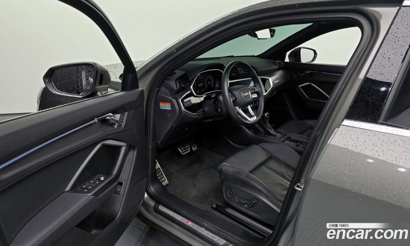 Audi Q3 35 TDI Premium Sportback