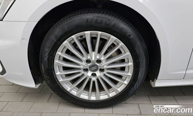 Audi A6 45 TFSI Premium