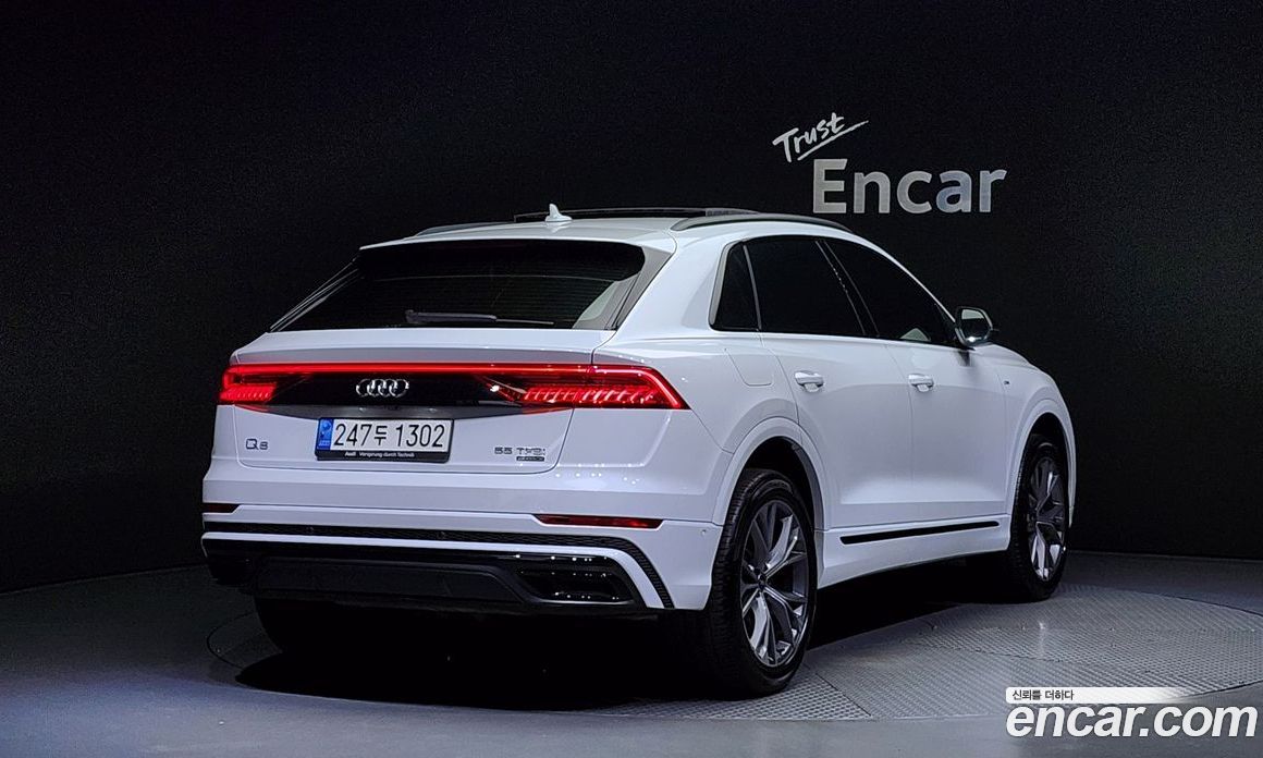 Audi Q8 55 TFSI Quattro Premium