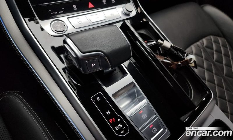 Audi Q8 55 TFSI Quattro Premium