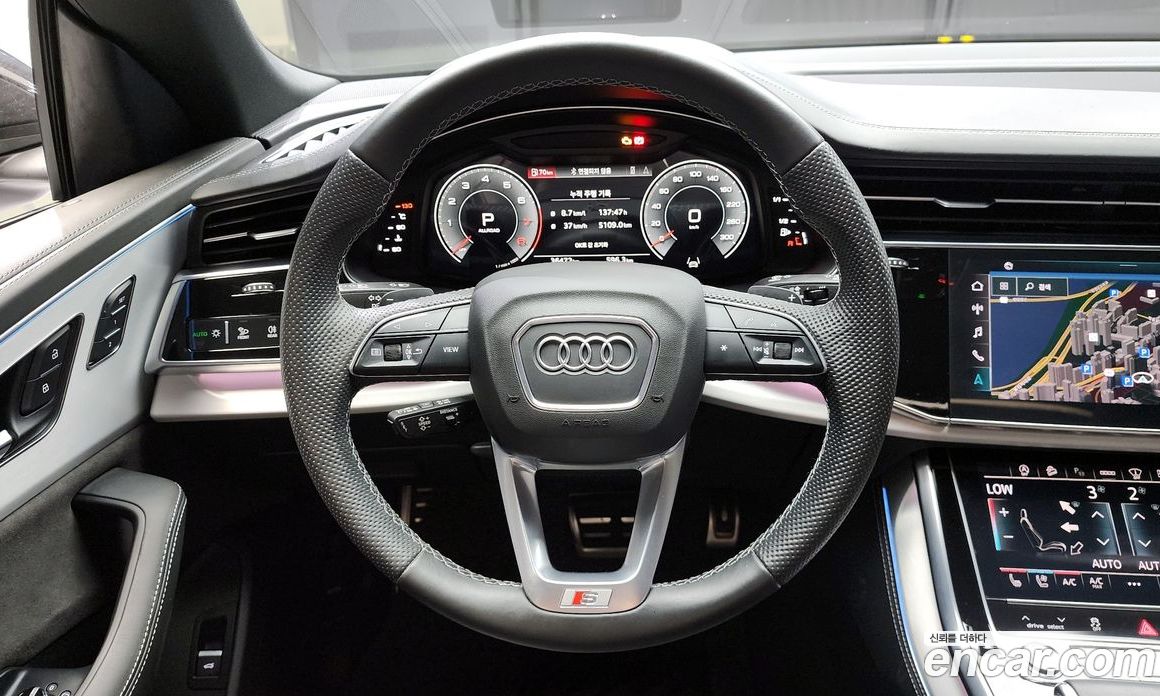 Audi Q8 55 TFSI Quattro Premium