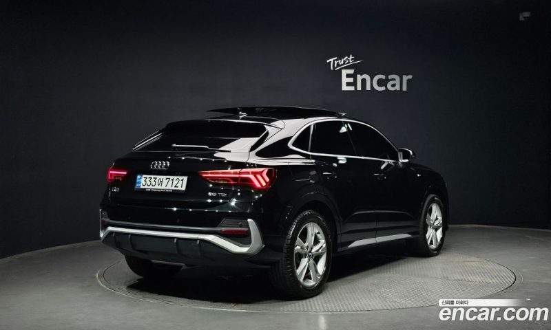 Audi Q3 35 TDI Premium Sportback