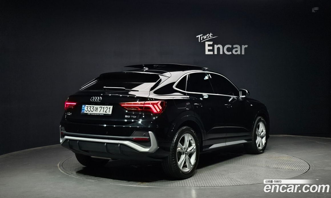 Audi Q3 35 TDI Premium Sportback