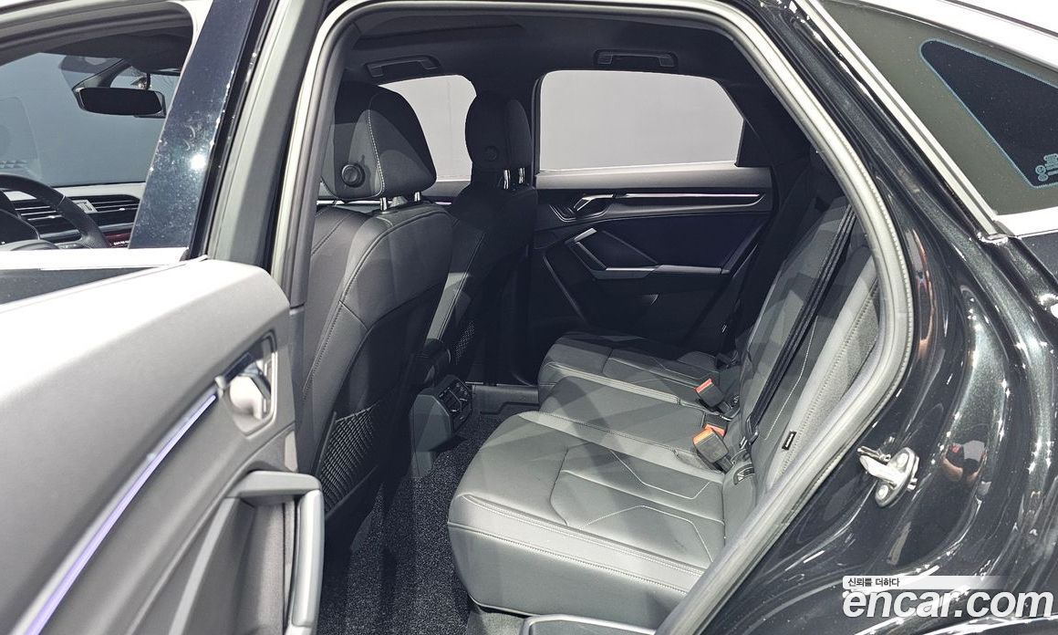 Audi Q3 35 TDI Premium Sportback