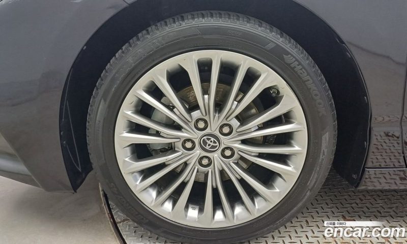 Toyota Avalon 2.5 Hybrid