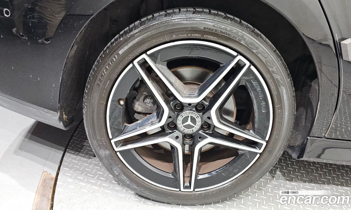 Mercedes Benz CLA-Class CLA250 4MATIC