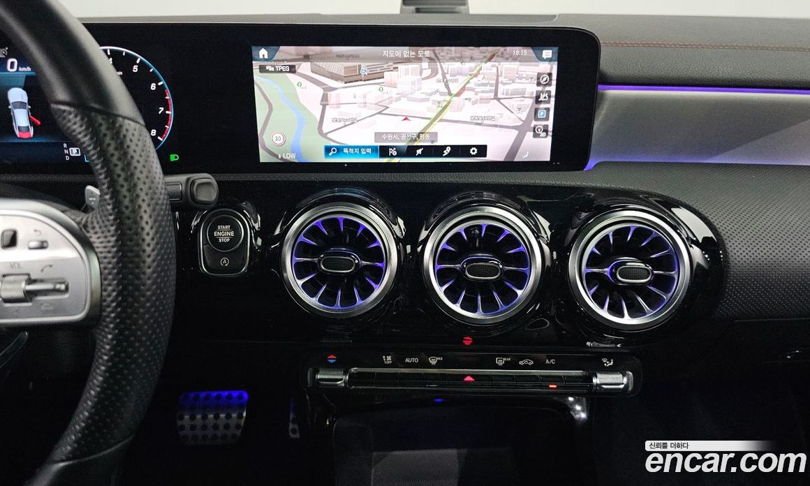 Mercedes Benz CLA-Class CLA250 4MATIC
