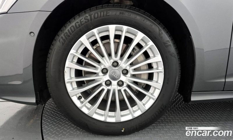 Audi A6 45 TFSI Quattro Premium