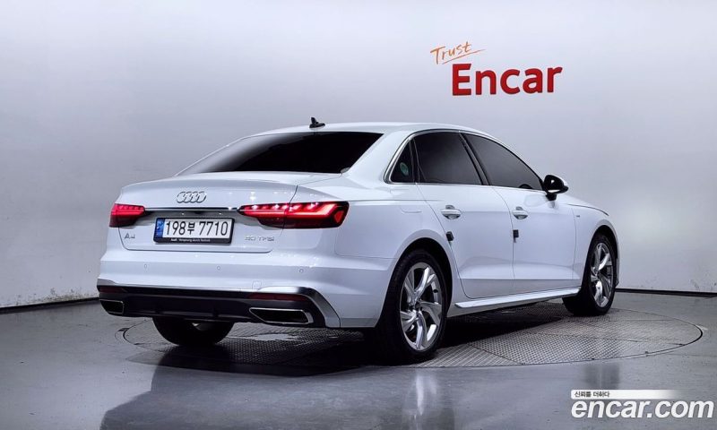 Audi A4 40 TFSI Premium