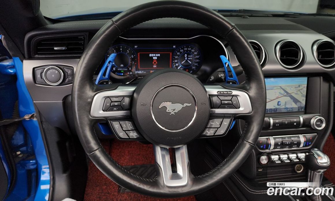 Ford Mustang Convertible