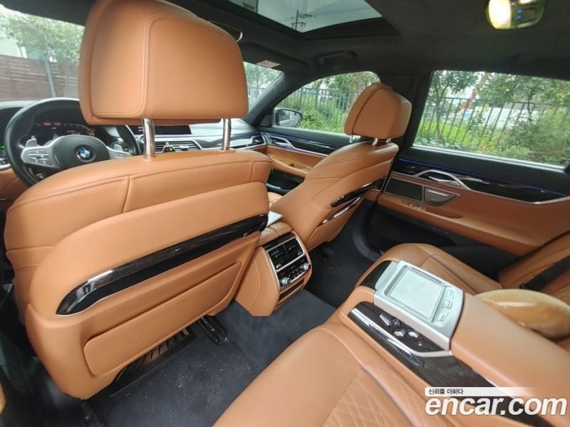 BMW 7-Series 730D xDrive M Sport