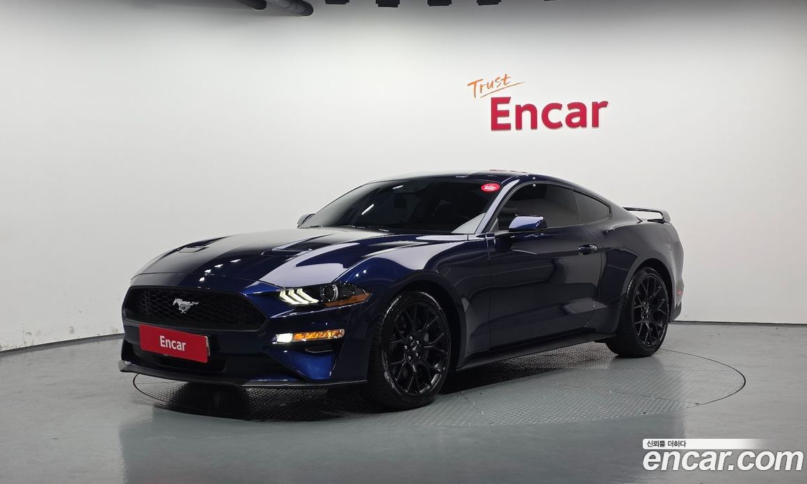 Ford Mustang Coupe