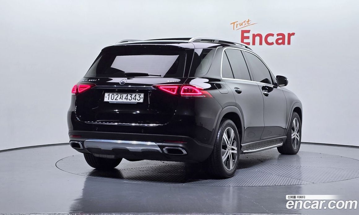 Mercedes Benz GLE-Class GLE300d 4MATIC