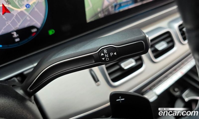Mercedes Benz GLE-Class GLE300d 4MATIC