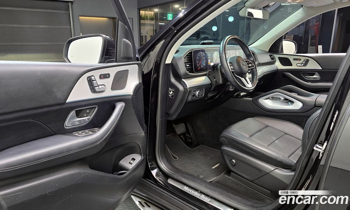 Mercedes Benz GLE-Class GLE300d 4MATIC