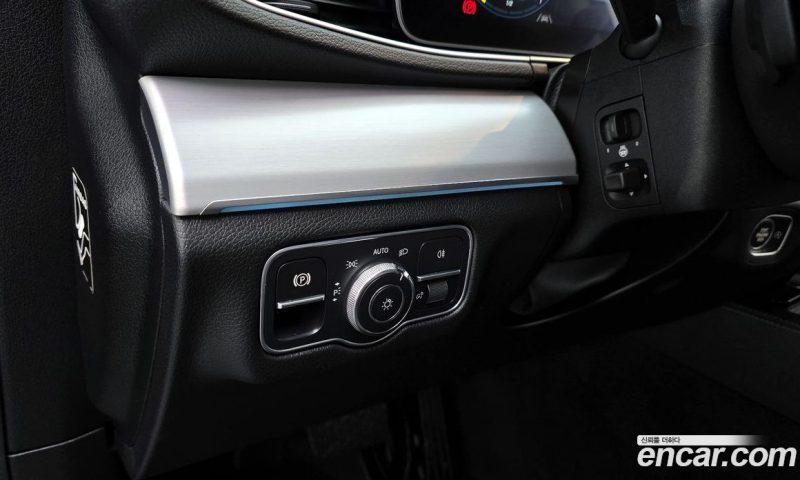 Mercedes Benz GLE-Class GLE300d 4MATIC