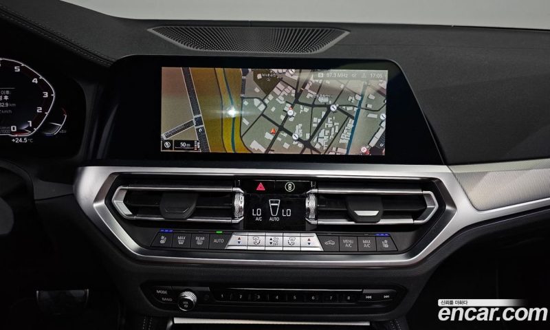 BMW 4-Series M440i xDrive Coupe