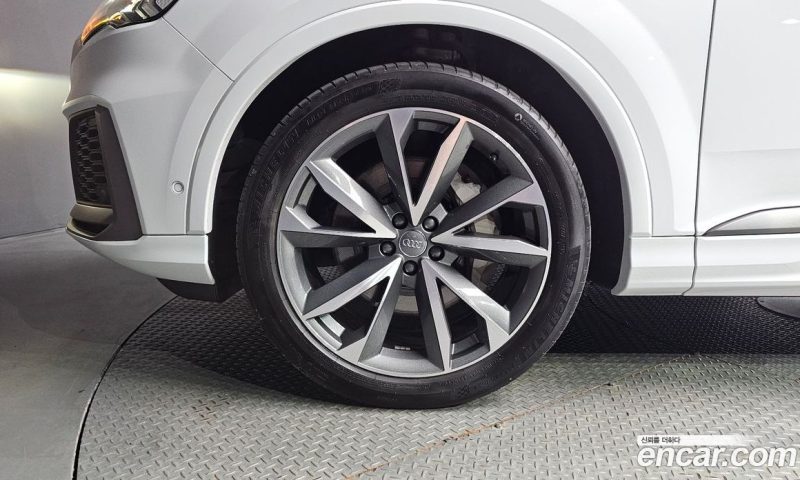 Audi Q7 50 TDI Quattro Premium