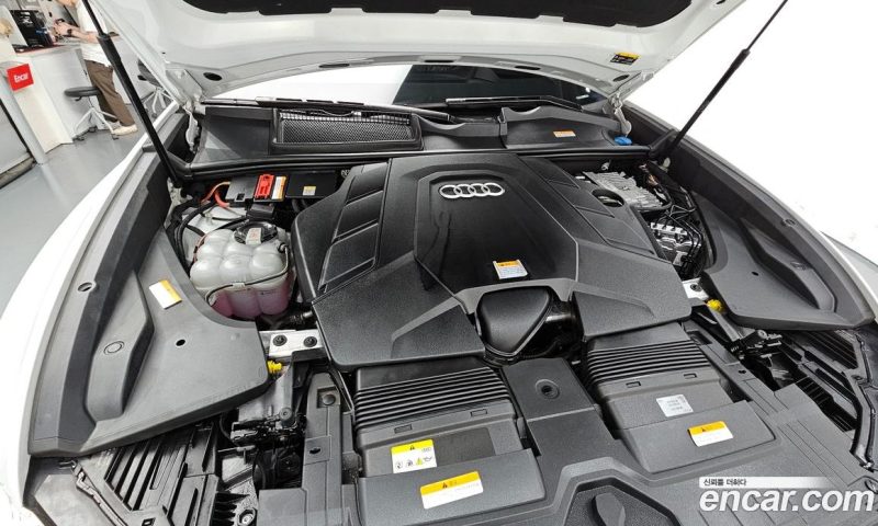 Audi Q8 55 TFSI Quattro Premium