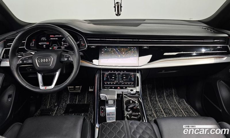 Audi Q8 55 TFSI Quattro Premium