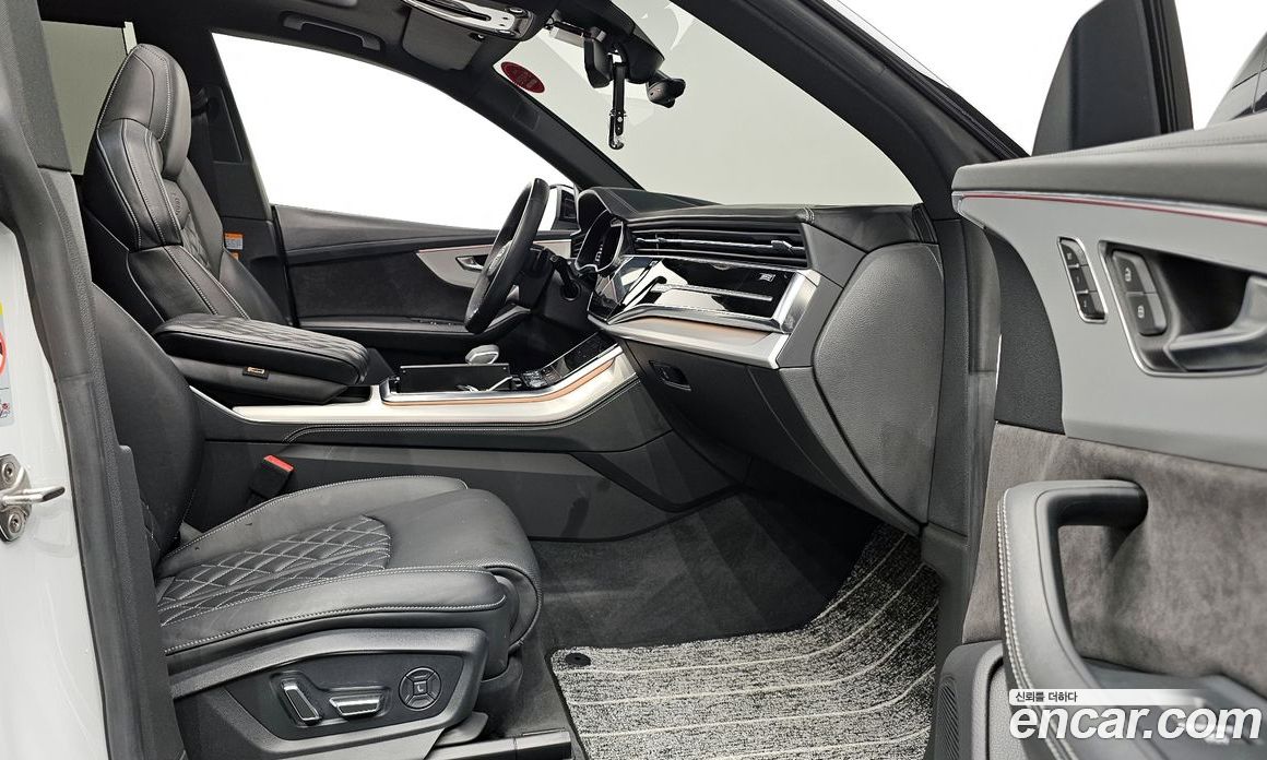 Audi Q8 55 TFSI Quattro Premium