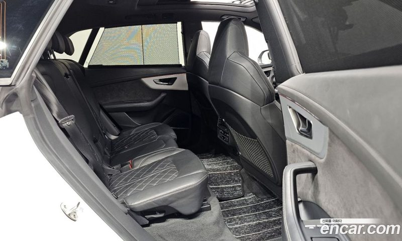 Audi Q8 55 TFSI Quattro Premium