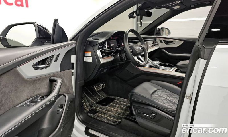 Audi Q8 55 TFSI Quattro Premium