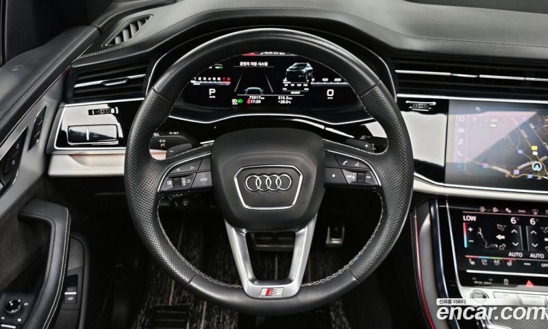 Audi Q8 55 TFSI Quattro Premium