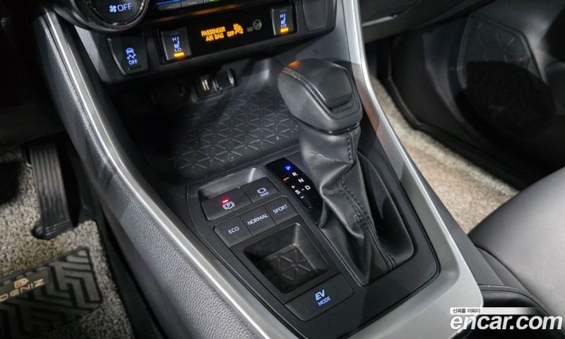 Toyota RAV4 2.5 2WD Hybrid