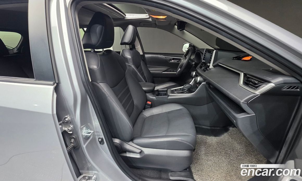 Toyota RAV4 2.5 2WD Hybrid
