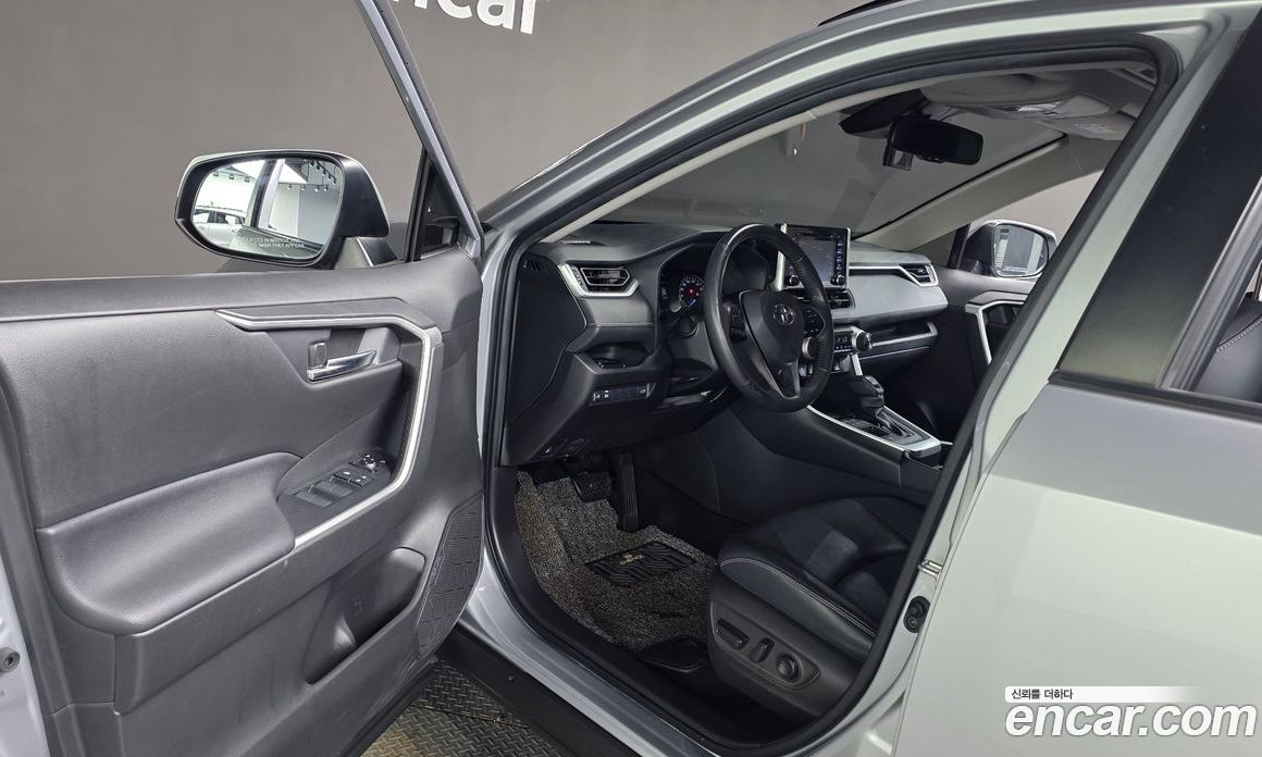 Toyota RAV4 2.5 2WD Hybrid